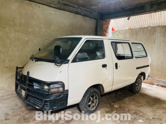 Toyota 1993 Van
